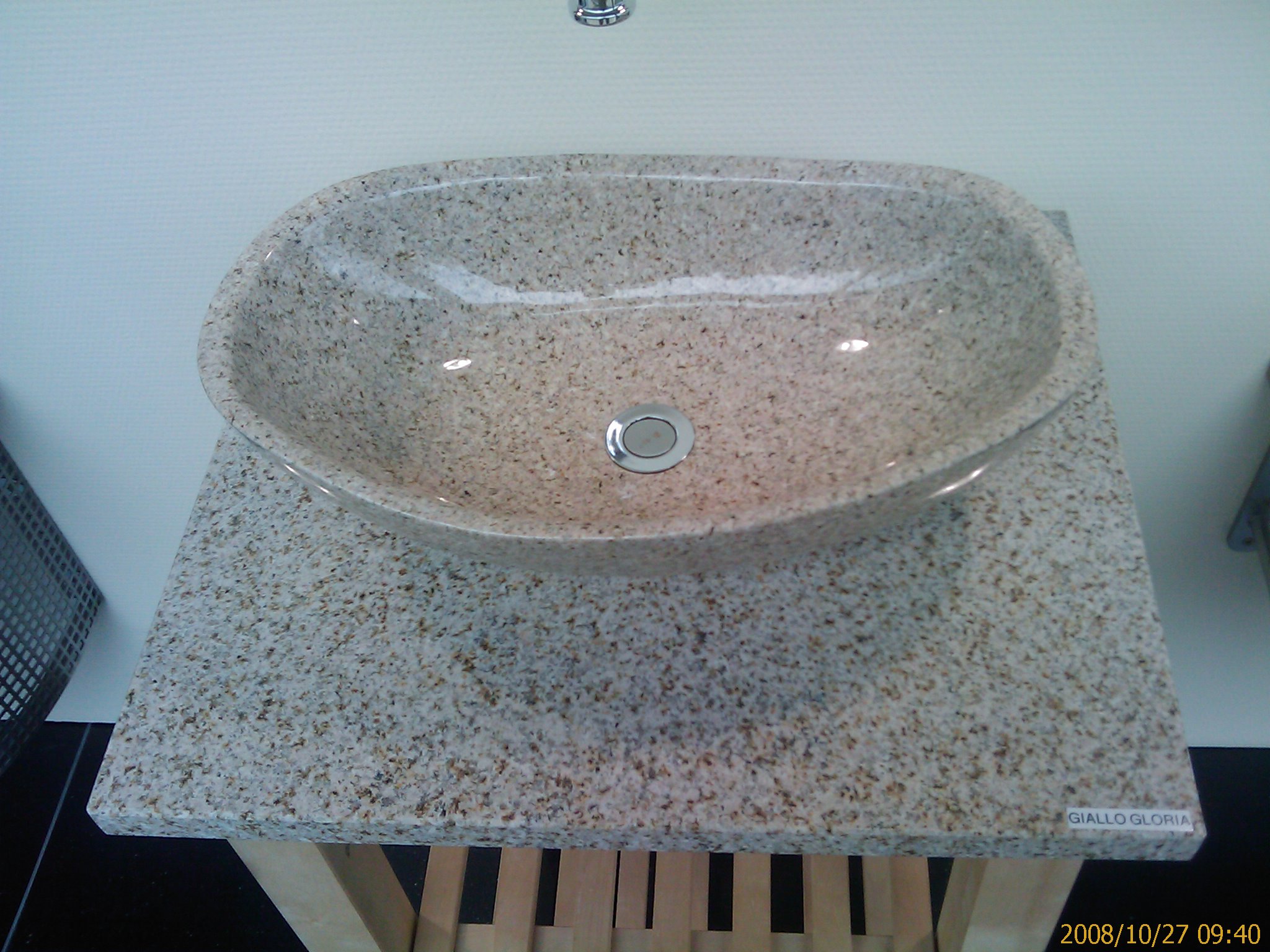 Waschbecken aus Granit