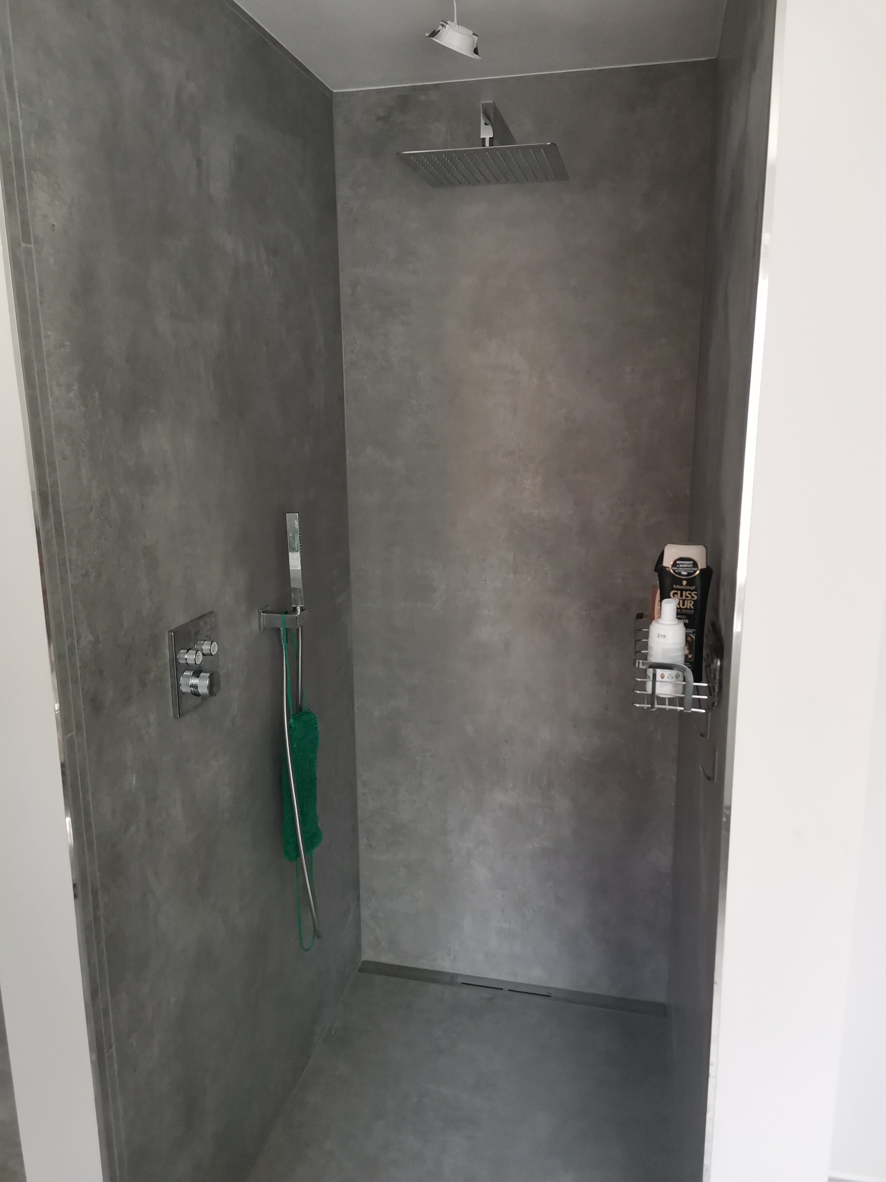 Granit-Badezimmer